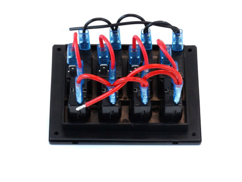 Panel przełączników 12/24V ON-OFF x 4 + bezpieczniki 2 x 5A, 10A, 15A IP68
