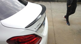 Dokładka klapy MERCEDES C W205 2014+ carbon