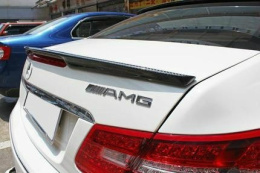 Dokładka klapy MERCEDES E W207 COUPE 2010+ carbon