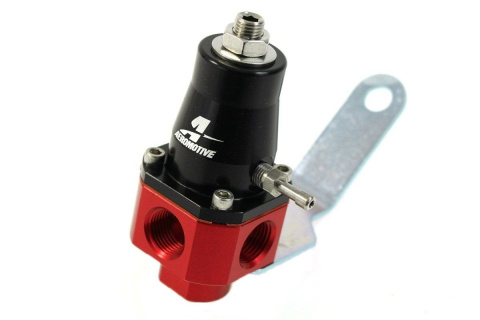 Regulator ciśnienia paliwa Aeromotive 1000KM 0.2-4 Bar 3/8" NPT Red/Black