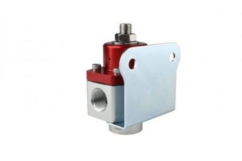 Regulator ciśnienia paliwa Aeromotive SS GAŹNIK 750KM 3/8" NPT Red