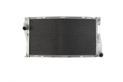 Chłodnica wody TurboWorks BMW E90 E91 E92