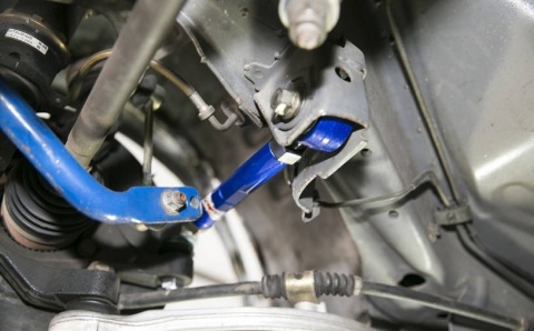 Wahacze tylne poprzeczne MITSUBISHI LANCER EVO 8-9