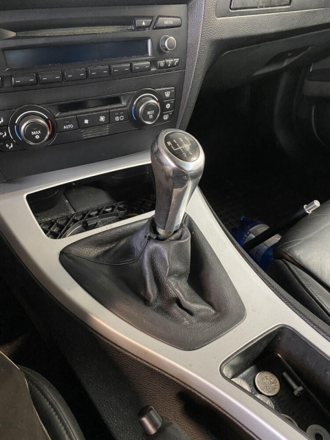 Short Shifter BMW E81 / E82 / E87 / E88 Odesa CNC pod oryginalną gałkę