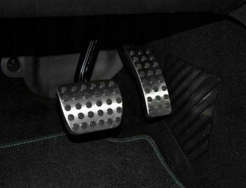 Nakładki na pedały MERCEDES A KLASA W168 W169 W176 AUTOMAT stal nierdzewna