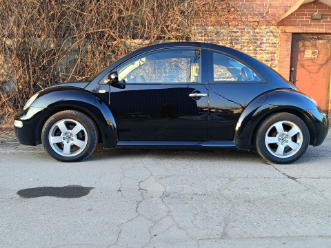 VW NEW BEETLE 2.0 2001